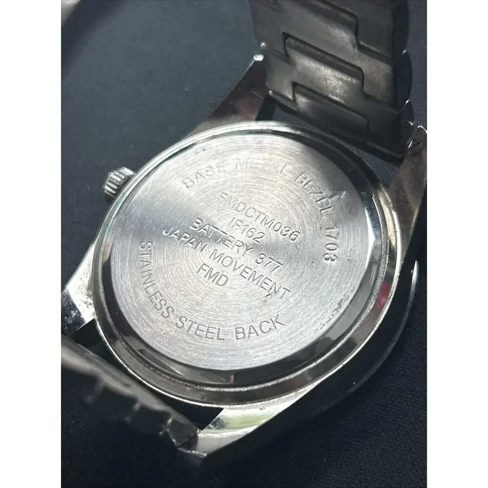 Black Dial Large Men’s Quartz Watch